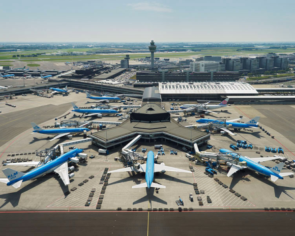 schiphol1.jpg